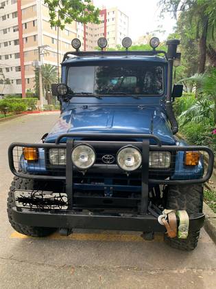 TOYOTA BANDEIRANTE 4.0 OJ50LV-B 4X4 CHASSI LONGO DIESEL 2P MANUAL